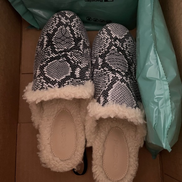 Anthropologie Shoes Anthropologie Pilcro Shearling Lined Clogs - Picture 3 of 5